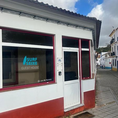Surf Seixe Guest Houseオデセイシェ エクステリア 写真